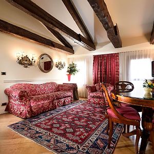 Suites Torre Dell'Orologio